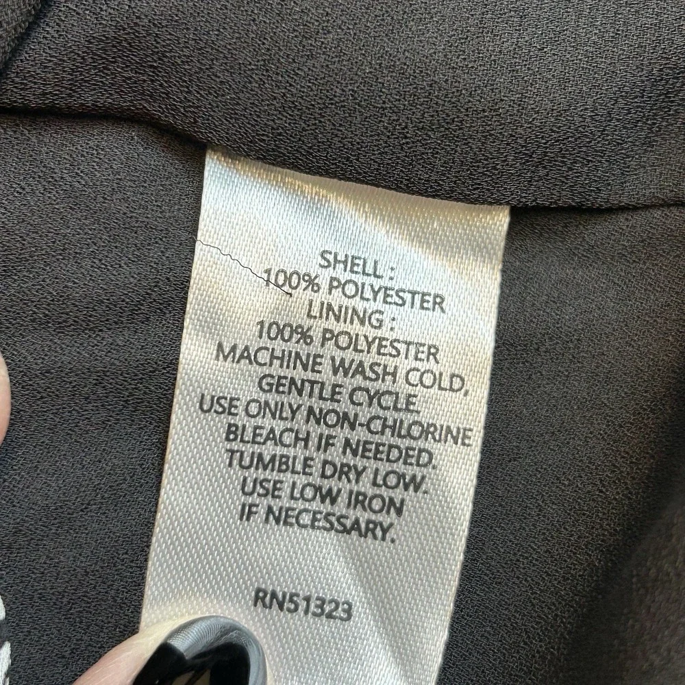 HALOGEN, Plus 3X, Black White‎ Flutter Sleeve Split Neck Top Floral Blouse, NWT - Picture 13 of 14